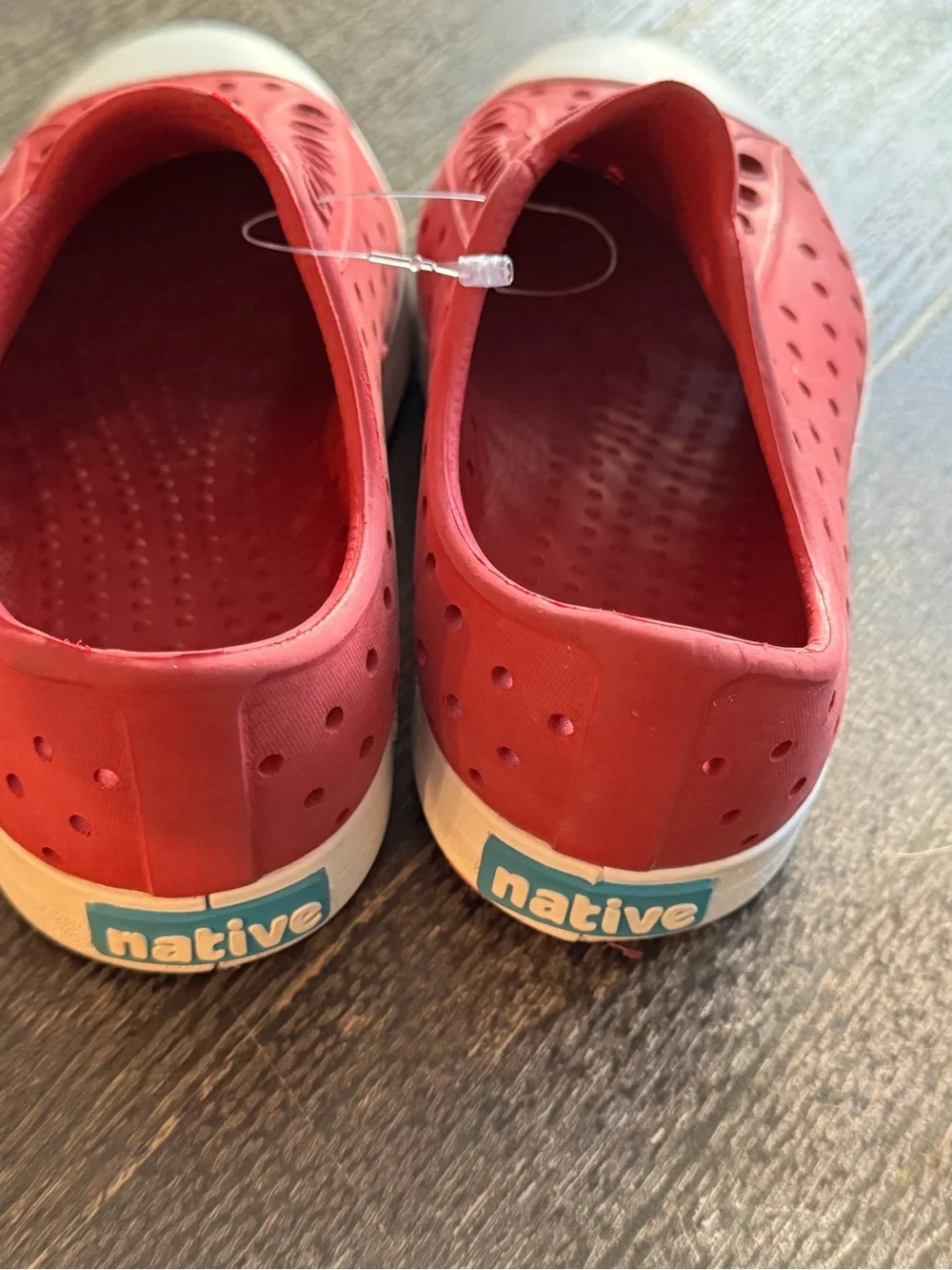 Native Jefferson Slip-On Kids Shoes in Red C10